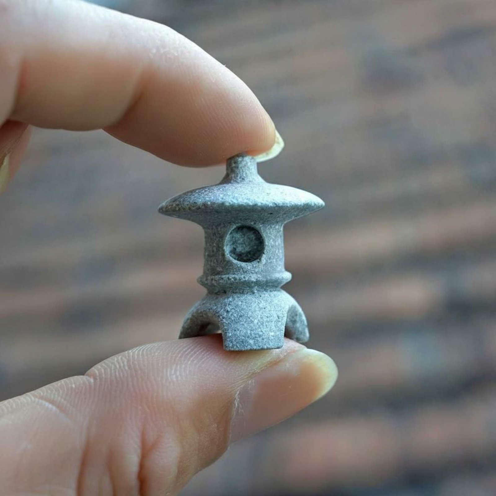 Japanese Sandstone Lantern Gar - Bonsai Garden In Japan avaliação e preço