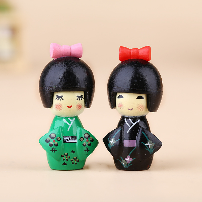 New Japanese Cute Girl Figurin - Bonsai Garden In Japan avaliação e preço